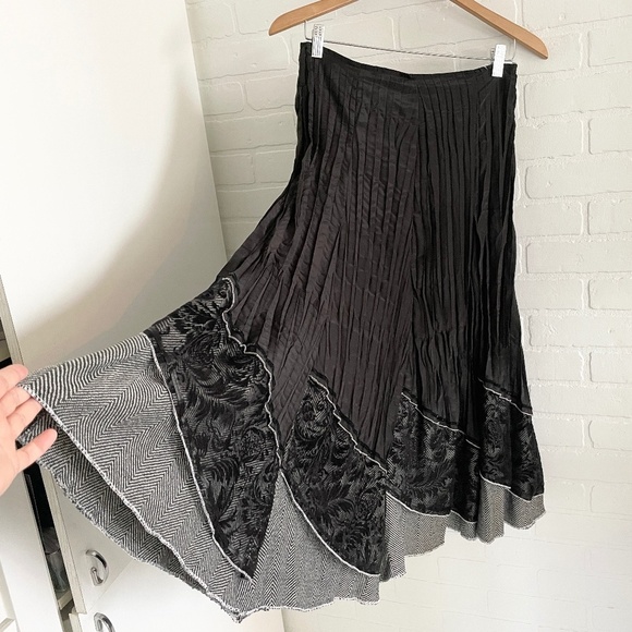 Vintage Dresses & Skirts - Vintage 90s Y2K Midi Skirt Artsy Whimsigoth Iridescent Dark fairy Lace Sz S